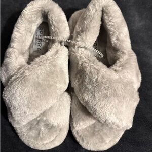 Sperry Women's Cozy grey Slippers